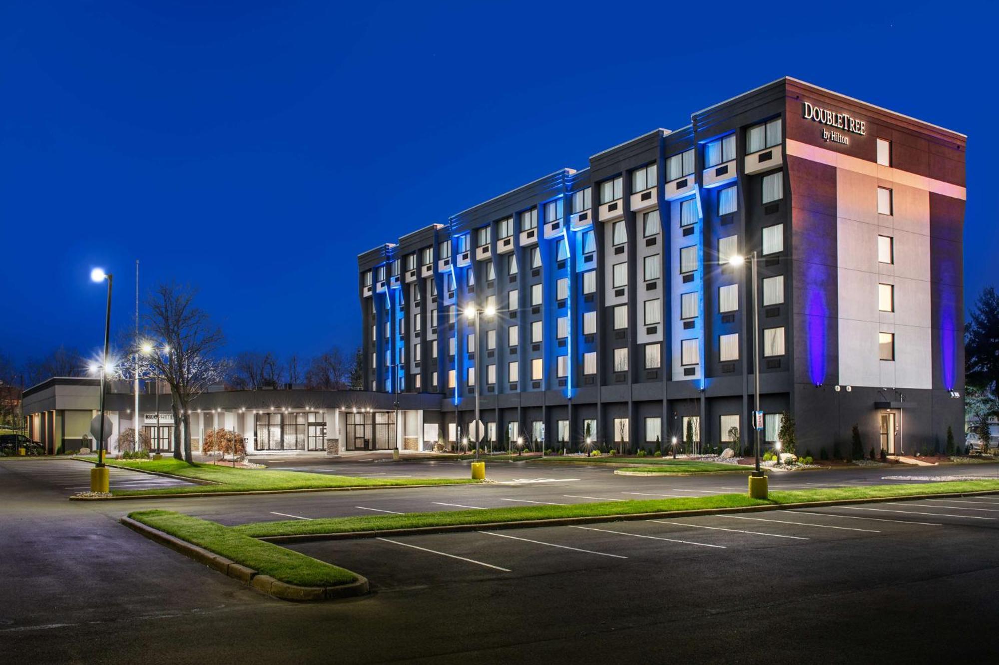 Doubletree By Hilton Monroe Township Cranbury Hotel Rossmoor Exterior foto